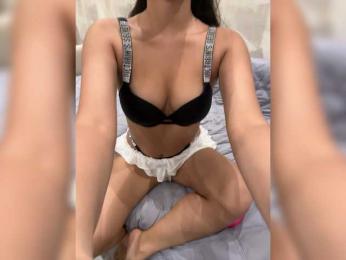 Monica2005 webcam bongacams model stream image