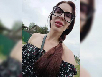 Lelly111 webcam model stream image