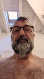 Mario1543 webcam model stream image