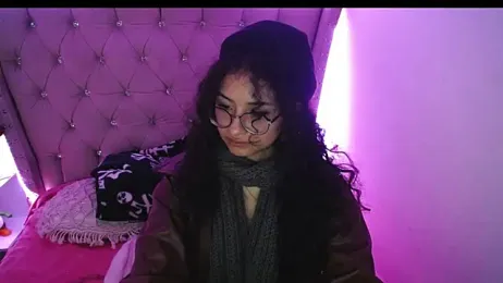 CherieCurl webcam model stream image