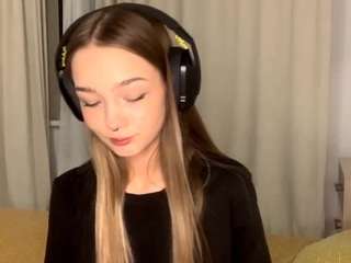 catalinaandersen webcam camsoda model stream image