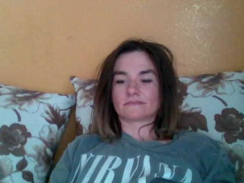 Nanny-Lora webcam model stream image