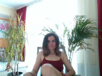 Nanny-Lora webcam model stream image