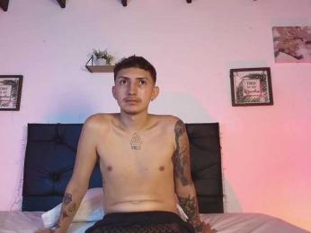 Couple-latinX webcam bongacams model stream image