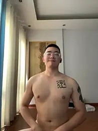 iamtobias webcam model stream image