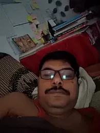 Srmotrs webcam model stream image