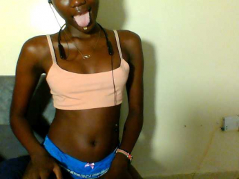 Sexy-cutie webcam bongacams model stream image