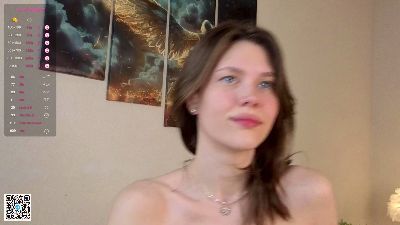 NoreenChing webcam model stream image