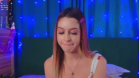 AlinaWalters webcam model stream image