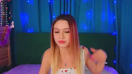 AlinaWalters webcam model stream image