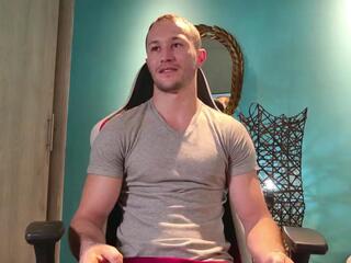Axel Fairchaild webcam model stream image