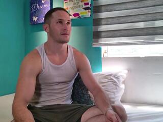 Axel Fairchaild webcam model stream image