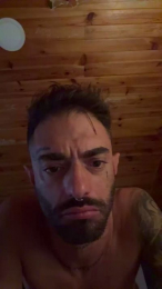 Itaalic webcam model stream image