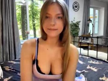 nidarauhecker webcam model stream image