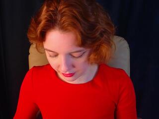 Myra Neal webcam model stream image
