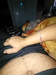 indianhotwife639 webcam model stream image