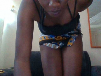 MissDrip webcam bongacams model stream image