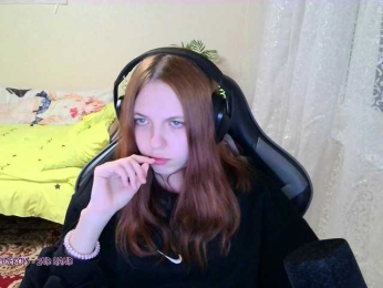 -CherryPie- webcam model stream image