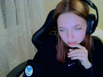 -CherryPie- webcam model stream image