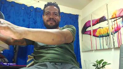 BladeHot_ webcam model stream image