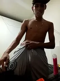 mazo18 webcam model stream image