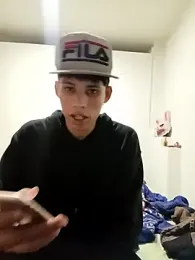 mazo18 webcam model stream image