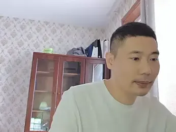 LynnXu webcam model stream image