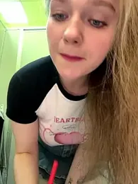 RussianWoman webcam stripchat model stream image