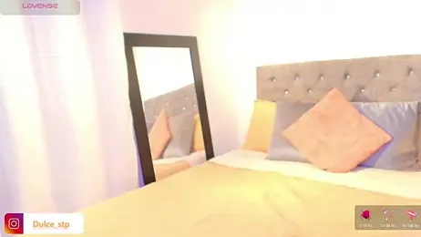 Vale_prado webcam model stream image