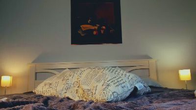 MillyRonda webcam model stream image