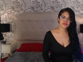 lunaykross webcam model stream image