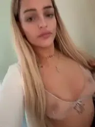 stenzxx webcam model stream image