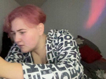 Tanya-and-Sara webcam model stream image