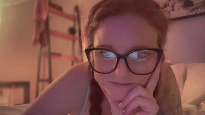 RedHeadeadSweet webcam model stream image