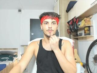 Angel Frank webcam model stream image