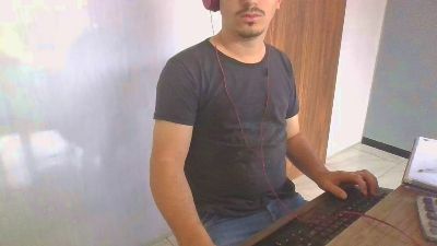 Pablopy00 webcam model stream image