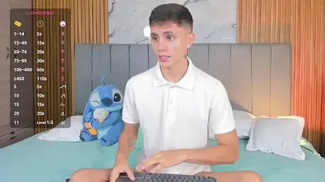 DustinLevine webcam model stream image