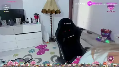 Nicol2Naya webcam model stream image