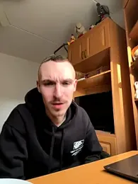 DeepShuk56 webcam model stream image