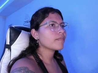 lady-brownnnn webcam model stream image