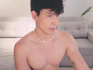Neythan Blaze webcam model stream image