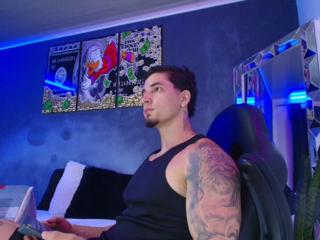 Camilo Alvarezz webcam model stream image