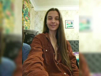 Love_Crew webcam model stream image