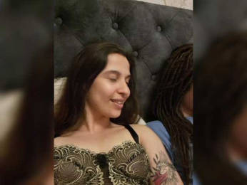 Love_Crew webcam bongacams model stream image