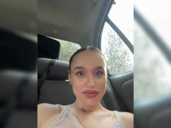Enchantix webcam model stream image