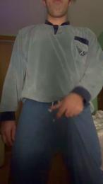 Grey2001_ webcam model stream image