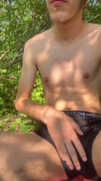 viensmesucerhot webcam cam4 model stream image