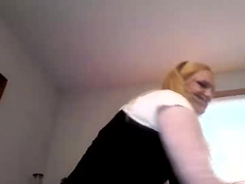 babydoldee15277 webcam model stream image