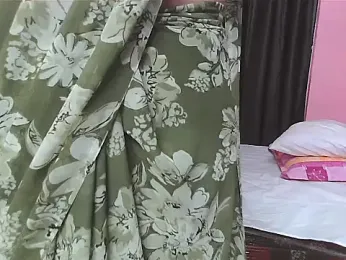 sunitha-3 webcam model stream image