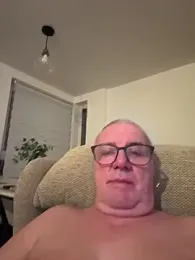 mke1874 webcam stripchat model stream image